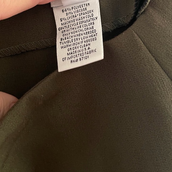 ✨ Cache Two Piece Green Women’s Suit - Picture 15 of 16